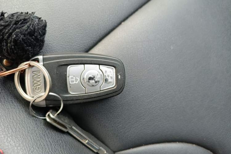 Used Haval H6 2015 Sport Edition 1.5T Automatic Two-Wheel Drive Luxury Model Vehicle Key