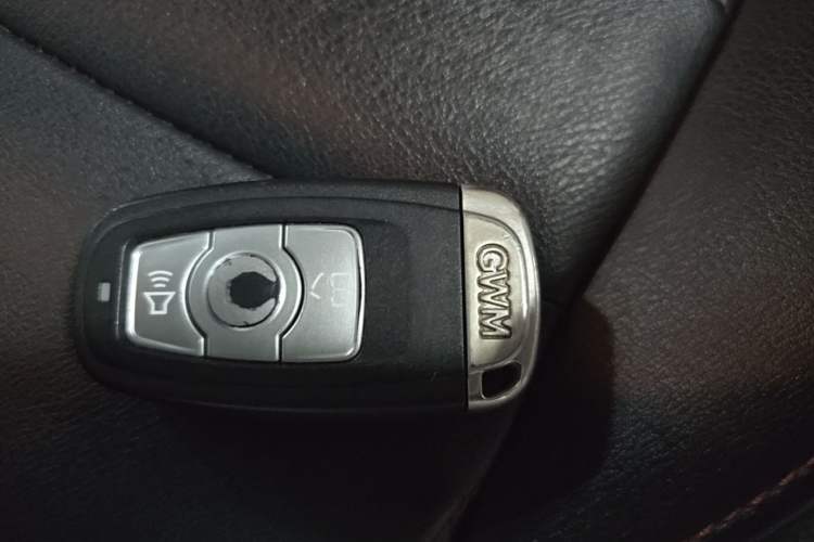 Used Haval H6 2015 Sport Edition 1.5T Automatic Two-Wheel Drive Luxury Model Vehicle Key