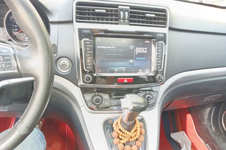 Used Haval H6 2016 Upgraded Model 1.5T Automatic Two-Wheel Drive Elite Version Audio And AC Panel