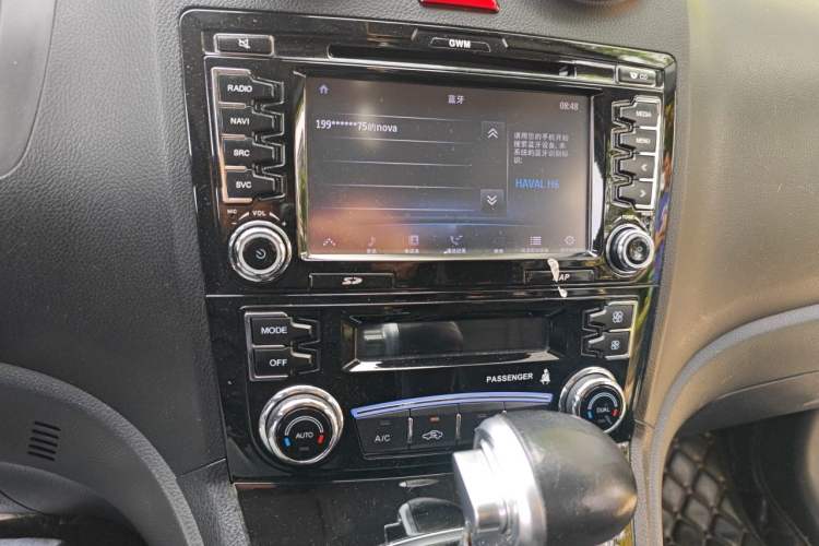 Used Haval H6 2016 Upgraded Model 1.5T Automatic Two-Wheel Drive Elite Version Audio And AC Panel