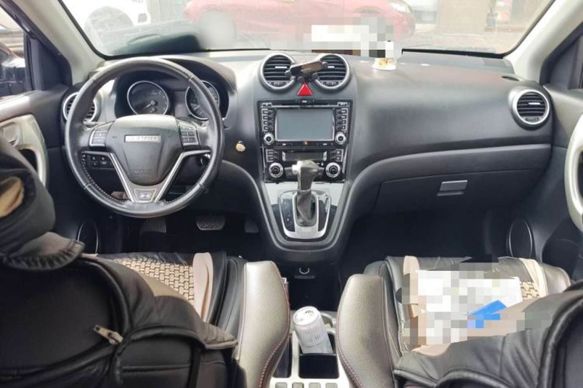 Used Haval H6 2016 Upgraded Model 1.5T Automatic Two-Wheel Drive Elite Version Center Console