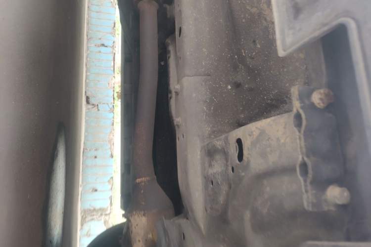 Used Haval H6 2016 Upgraded Model 1.5T Manual Two-Wheel Drive Elite Version Chassis Front Right