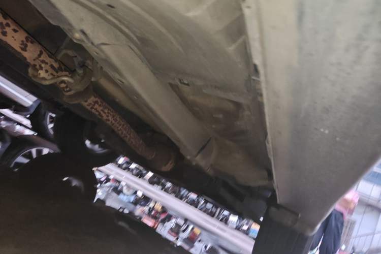 Used Haval H6 2016 Upgraded Model 1.5T Automatic Two-Wheel Drive Elite Version Chassis Front Right