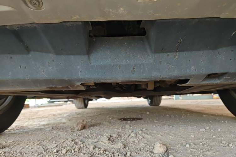 Used Haval H6 2016 Upgraded Model 1.5T Manual Two-Wheel Drive Urban Version Chassis Front