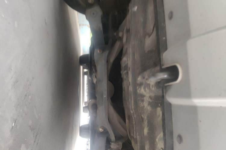 Used Haval H6 2016 Upgraded Model 1.5T Manual Two-Wheel Drive Elite Version Chassis Rear