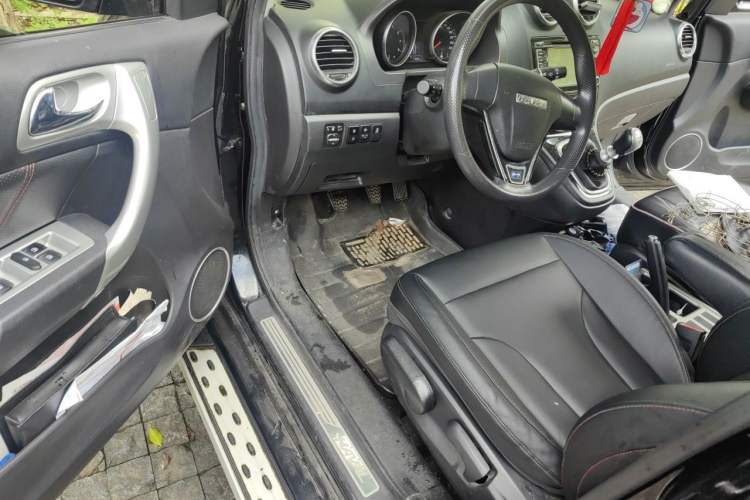 Used Haval H6 2016 Upgraded Model 1.5T Manual Two-Wheel Drive Urban Version Driver Seat