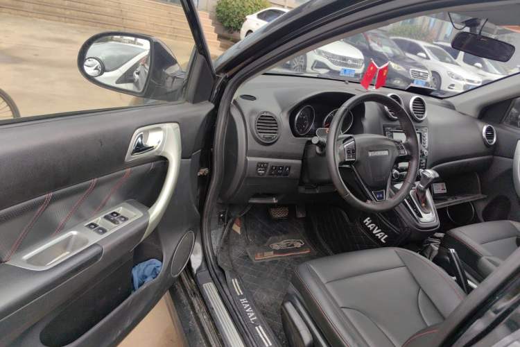 Used Haval H6 2016 Upgraded Model 1.5T Automatic Two-Wheel Drive Elite Version Driver Seat