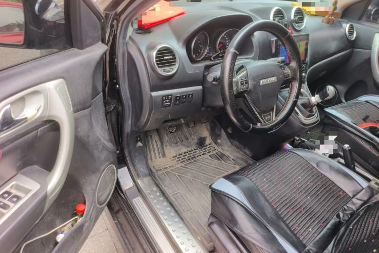 Used Haval H6 2016 Upgraded Model 1.5T Manual Two-Wheel Drive Elite Version Driver Seat