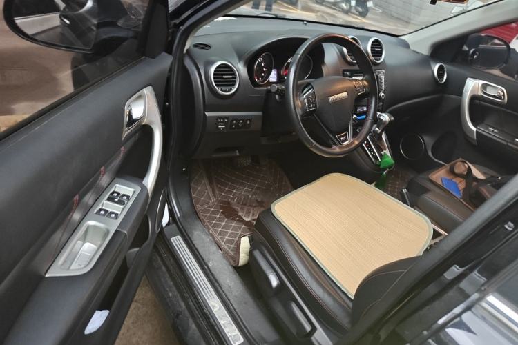 Used Haval H6 2016 Upgraded Model 1.5T Automatic Two-Wheel Drive Elite Version Driver Seat