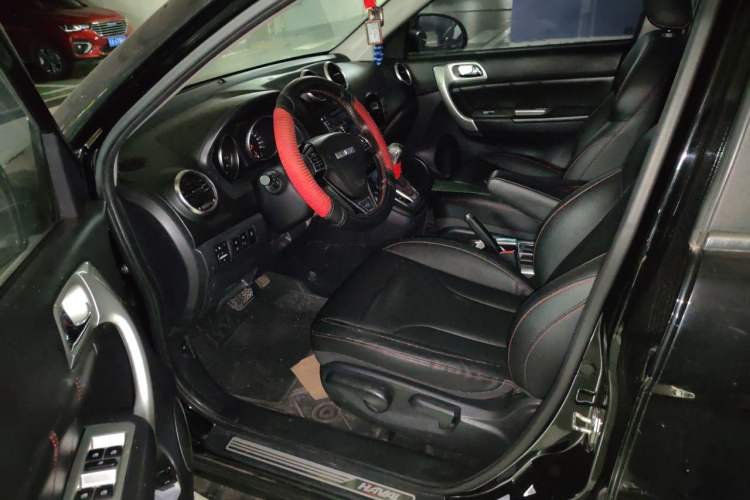 Used Haval H6 2016 Upgraded Model 1.5T Automatic Two-Wheel Drive Elite Version Driver Seat