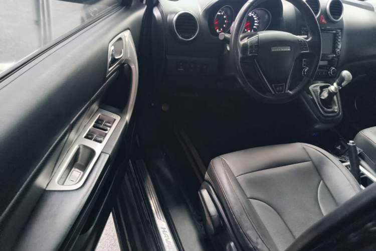 Used Haval H6 2016 Upgraded Model 1.5T Manual 4x4 Elite Version Driver Seat