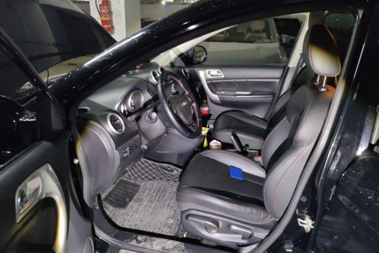 Used Haval H6 2016 Upgraded Model 1.5T Automatic Two-Wheel Drive Elite Version Driver Seat