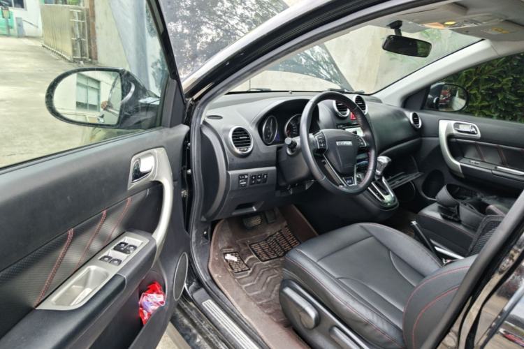 Used Haval H6 2016 Upgraded Model 1.5T Automatic Two-Wheel Drive Elite Version Driver Seat