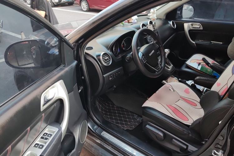 Used Haval H6 2016 Upgraded Model 1.5T Automatic Two-Wheel Drive Elite Version Driver Seat