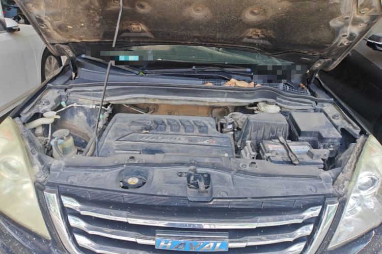 Used Haval H6 2016 Upgraded Model 1.5T Manual Two-Wheel Drive Elite Version Engine Bay