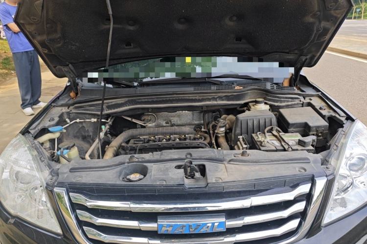 Used Haval H6 2016 Upgraded Model 1.5T Automatic Two-Wheel Drive Elite Version Engine Bay