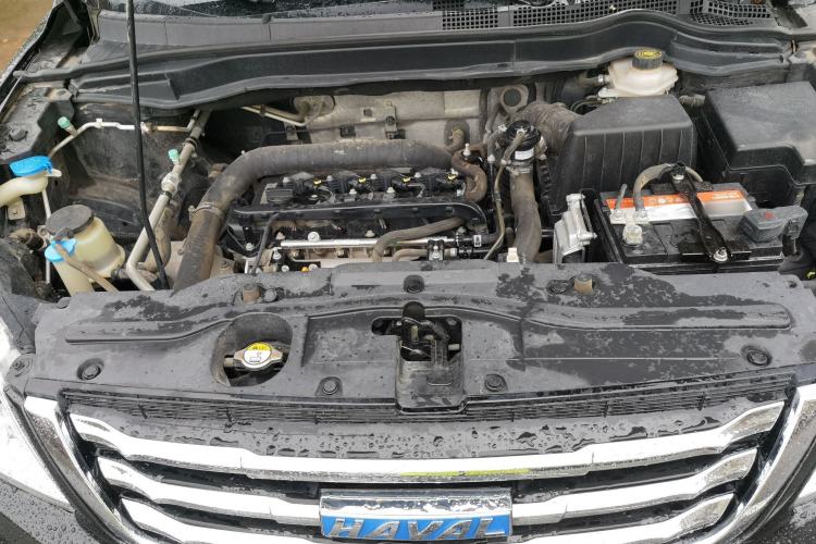 Used Haval H6 2016 Upgraded Model 1.5T Automatic Two-Wheel Drive Elite Version Engine Bay