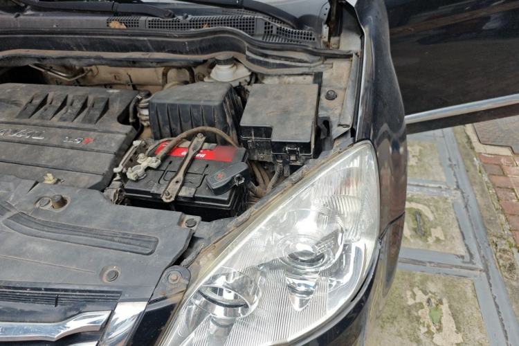 Used Haval H6 2016 Upgraded Model 1.5T Automatic Two-Wheel Drive Elite Version Engine Bay Left