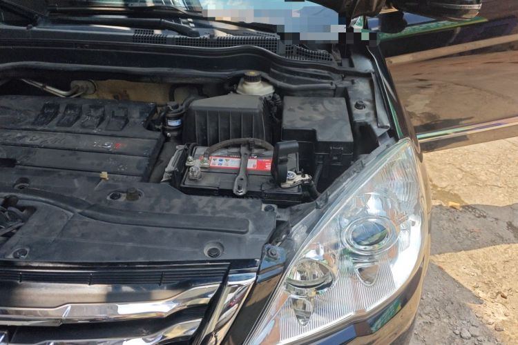 Used Haval H6 2016 Upgraded Model 1.5T Automatic Two-Wheel Drive Elite Version Engine Bay Left