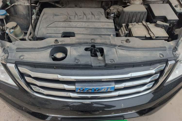 Used Haval H6 2016 Upgraded Model 1.5T Manual Two-Wheel Drive Urban Version Engine Bay