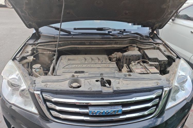 Used Haval H6 2016 Upgraded Model 1.5T Automatic Two-Wheel Drive Elite Version Engine Bay