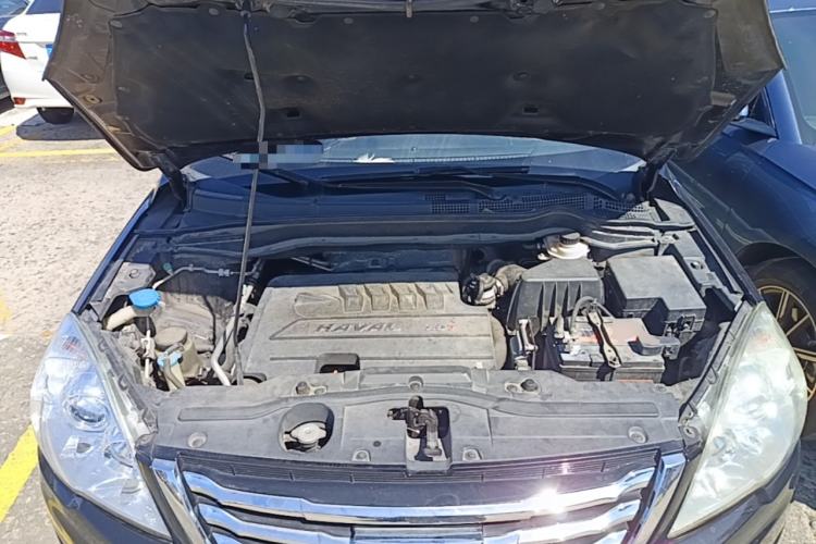 Used Haval H6 2016 Upgraded Model 1.5T Automatic Two-Wheel Drive Elite Version Engine Bay