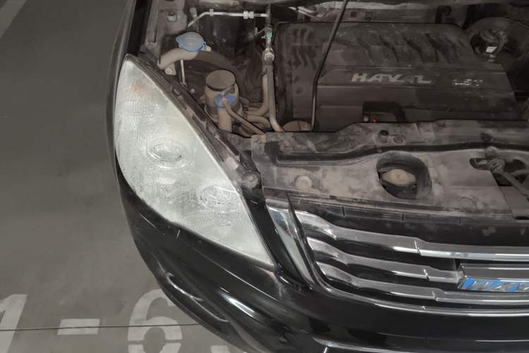 Used Haval H6 2016 Upgraded Model 1.5T Manual Two-Wheel Drive Urban Version Engine Bay Right
