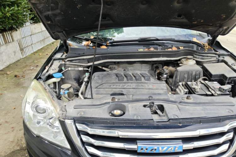 Used Haval H6 2016 Upgraded Model 1.5T Automatic Two-Wheel Drive Elite Version Engine Bay Right