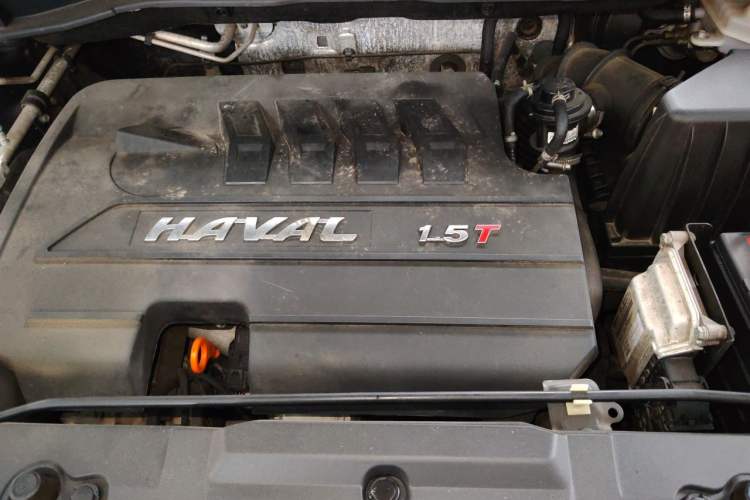 Used Haval H6 2016 Upgraded Model 1.5T Automatic Two-Wheel Drive Elite Version Engine Bay