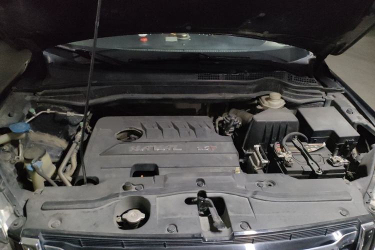 Used Haval H6 2016 Upgraded Model 1.5T Automatic Two-Wheel Drive Elite Version Engine Bay