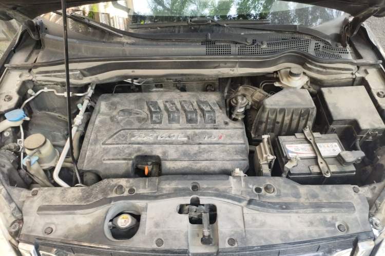 Used Haval H6 2016 Upgraded Model 1.5T Manual Two-Wheel Drive Urban Version Engine Bay