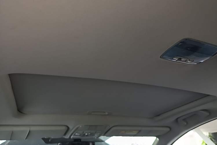 Used Haval H6 2016 Upgraded Model 1.5T Automatic Two-Wheel Drive Elite Version Headliner