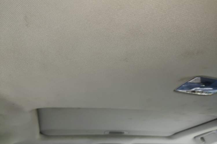 Used Haval H6 2016 Upgraded Model 1.5T Manual Two-Wheel Drive Urban Version Headliner