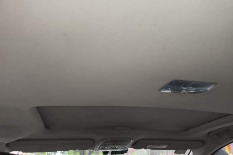 Used Haval H6 2016 Upgraded Model 1.5T Manual Two-Wheel Drive Elite Version Headliner