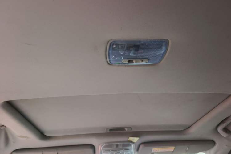 Used Haval H6 2016 Upgraded Model 1.5T Manual Two-Wheel Drive Elite Version Headliner
