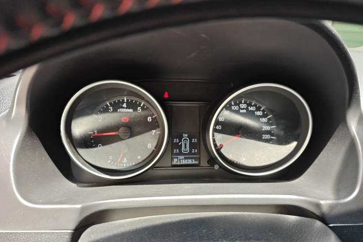 Used Haval H6 2016 Upgraded Model 1.5T Automatic Two-Wheel Drive Elite Version Instrument Cluster
