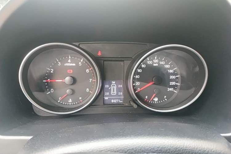 Used Haval H6 2016 Upgraded Model 1.5T Manual Two-Wheel Drive Elite Version Instrument Cluster
