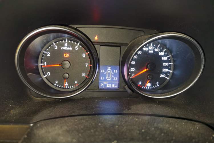 Used Haval H6 2016 Upgraded Model 1.5T Automatic Two-Wheel Drive Elite Version Instrument Cluster