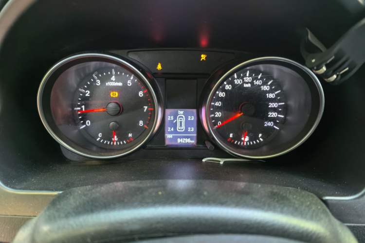 Used Haval H6 2016 Upgraded Model 1.5T Manual Two-Wheel Drive Elite Version Instrument Cluster