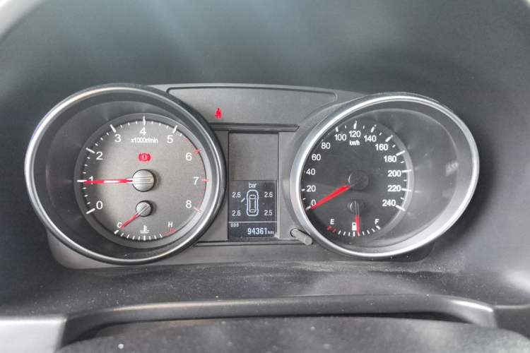 Used Haval H6 2016 Upgraded Model 1.5T Manual Two-Wheel Drive Elite Version Instrument Cluster