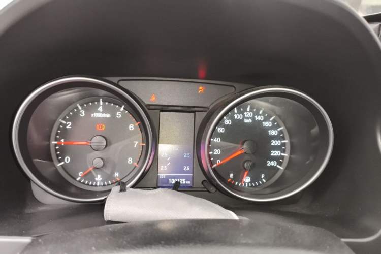 Used Haval H6 2016 Upgraded Model 1.5T Manual Two-Wheel Drive Elite Version Instrument Cluster