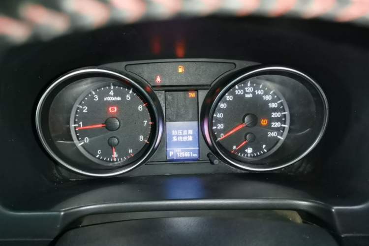Used Haval H6 2016 Upgraded Model 1.5T Automatic Two-Wheel Drive Elite Version Instrument Cluster