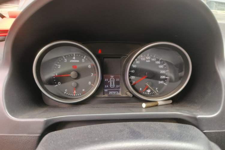 Used Haval H6 2016 Upgraded Model 1.5T Manual Two-Wheel Drive Elite Version Instrument Cluster