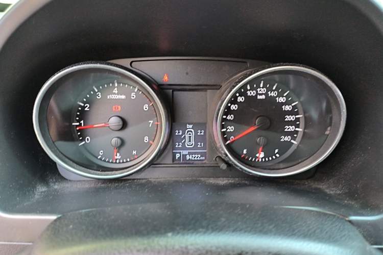 Used Haval H6 2016 Upgraded Model 1.5T Automatic Two-Wheel Drive Elite Version Instrument Cluster