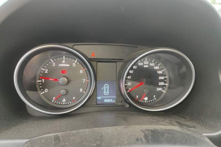 Used Haval H6 2016 Upgraded Model 1.5T Manual Two-Wheel Drive Value Edition Instrument Cluster