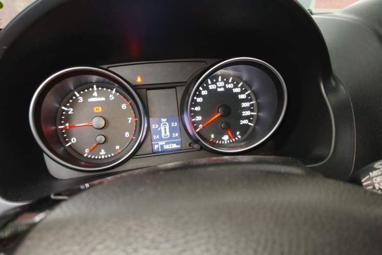 Used Haval H6 2016 Upgraded Model 1.5T Automatic Two-Wheel Drive Elite Version Instrument Cluster