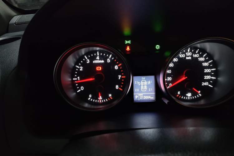 Used Haval H6 2016 Upgraded Model 1.5T Automatic Two-Wheel Drive Elite Version Instrument Cluster