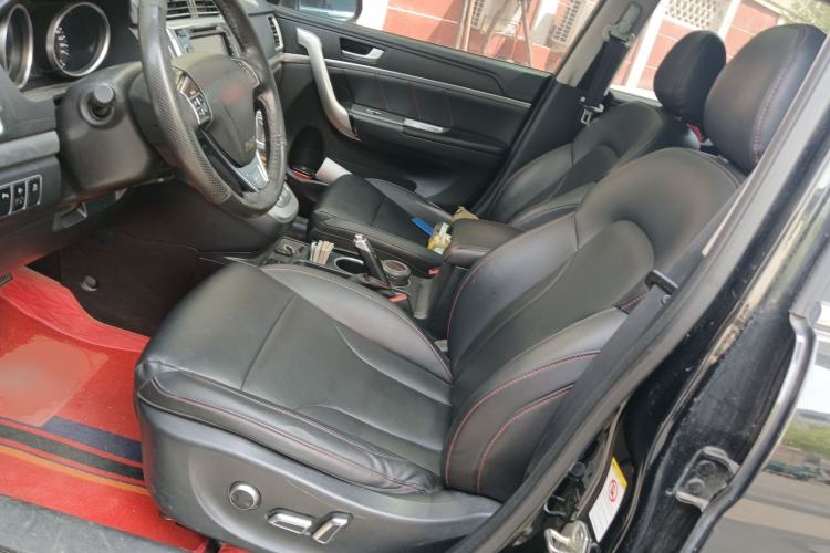 Used Haval H6 2016 Upgraded Model 1.5T Automatic Two-Wheel Drive Elite Version Left Front Seat