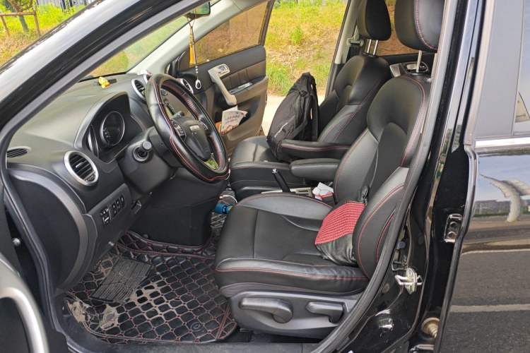 Used Haval H6 2016 Upgraded Model 1.5T Automatic Two-Wheel Drive Elite Version Left Front Seat