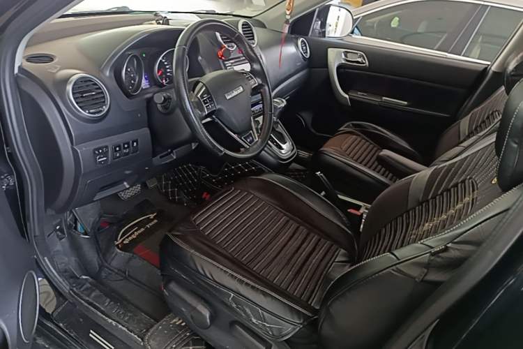 Used Haval H6 2016 Upgraded Model 1.5T Automatic Two-Wheel Drive Elite Version Left Front Seat